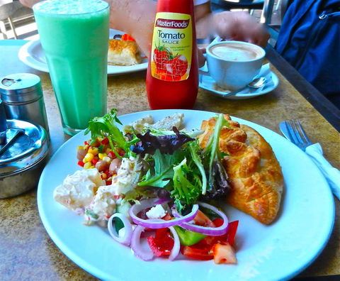 Q Cafe - Accommodation 4U 0