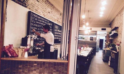 Images Restaurant - Accommodation 4U 9