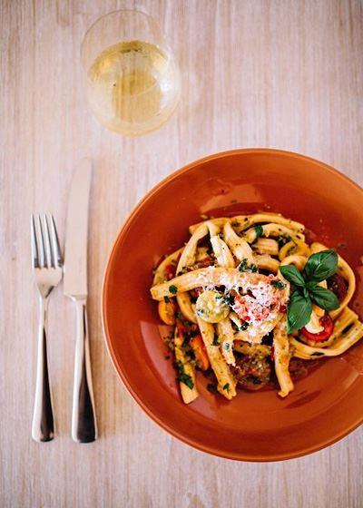 Images Restaurant - Accommodation 4U 5