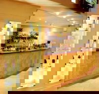 Finz Restaurant and Bar - Accommodation 4U