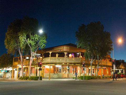 Union Club Hotel Bistro And Steakhouse - Accommodation 4U 0