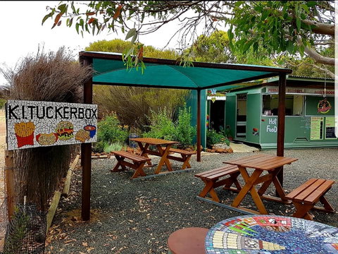 KI Tuckerbox - Accommodation 4U 0
