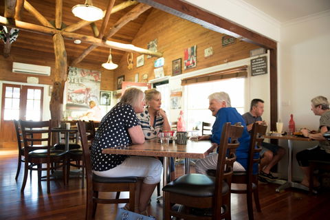 Idle In Cafe - Accommodation 4U 2