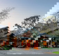 Marty  Oakdene - Accommodation 4U