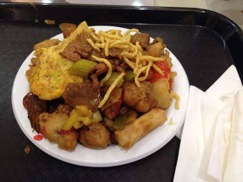 Golden Wok - Accommodation 4U 0