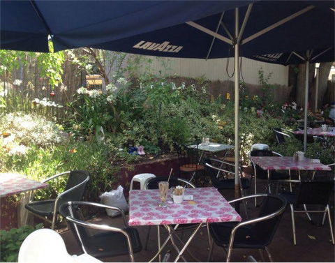Herbees Cafe - Accommodation 4U 0