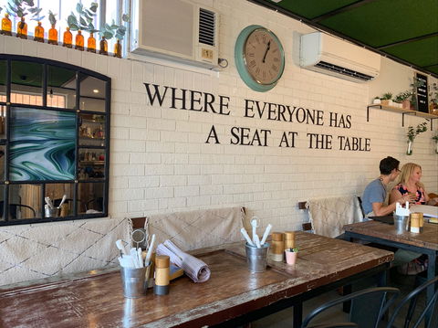 Oikos Cafe Ipswich - Accommodation 4U 2
