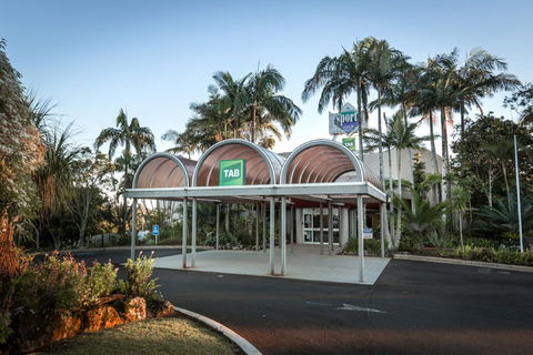 Sports Club Bistro - Lismore Workers Sports Club - Accommodation 4U 0