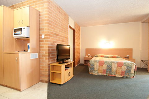 Sushi Hon - CBD - Accommodation 4U 0