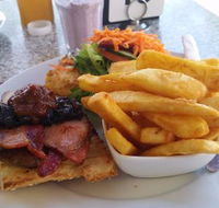 Cafe on the Park - Accommodation 4U