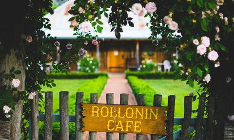 Rollonin Cafe - Accommodation 4U 1