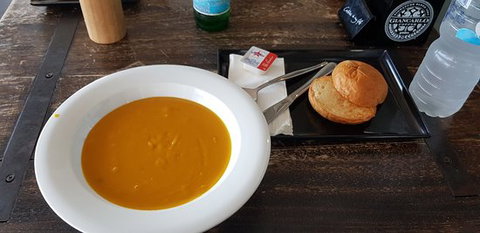 K&Co - Accommodation 4U 0