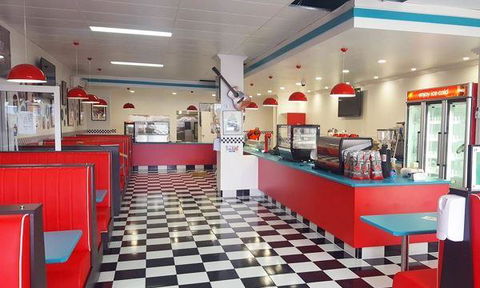 RJ's Rock N Roll Diner - Accommodation 4U 8