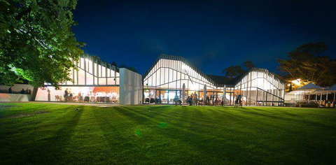 Kobkunka Cafe & Thai Restaurant - Accommodation 4U 4