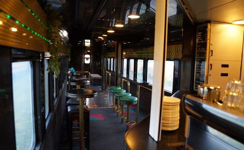 The Q Train - Accommodation 4U 8