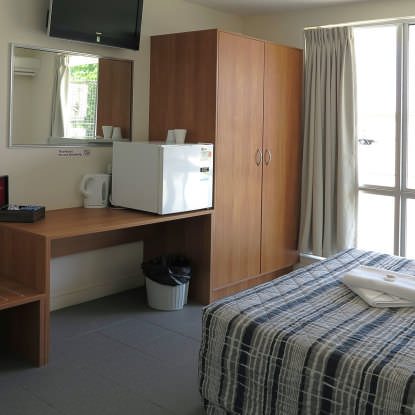 Upper Ross Hotel - Accommodation 4U 1