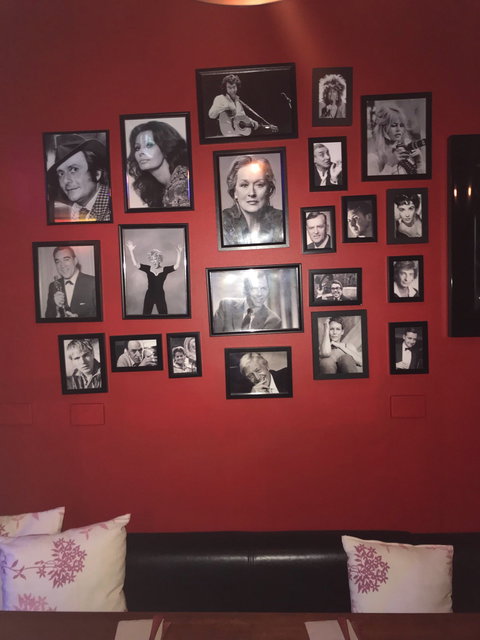 Bin 106 - Accommodation 4U 1