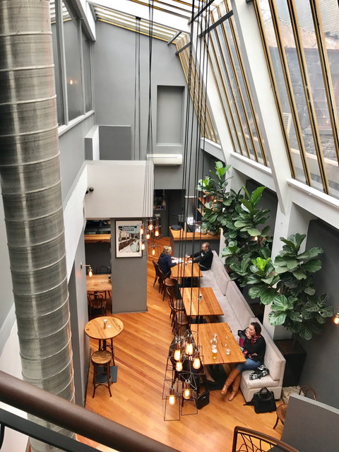 Metropolitan Hotel - Accommodation 4U 3