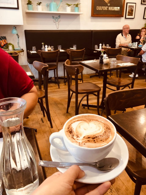 Caffe E Biscotti - Accommodation 4U 2