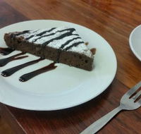 Lucky Bat Cafe - Accommodation 4U