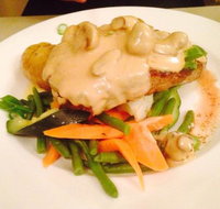 Lucas Hotel - Accommodation 4U