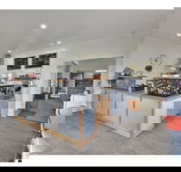 Meander Bridge Cafe - Accommodation 4U