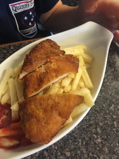 Cafe Avellino - Accommodation 4U 10