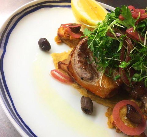 FOS Kitchen & Bar - Accommodation 4U 12