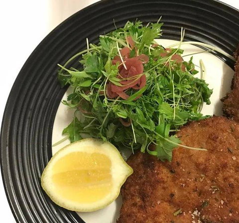 FOS Kitchen & Bar - Accommodation 4U 13