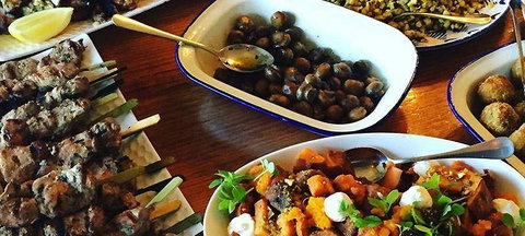 FOS Kitchen & Bar - Accommodation 4U 2