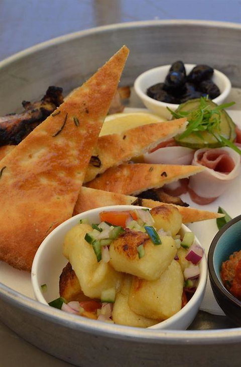 FOS Kitchen & Bar - Accommodation 4U 4