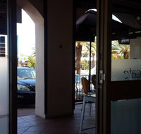 Cafe Ultimo - Accommodation 4U