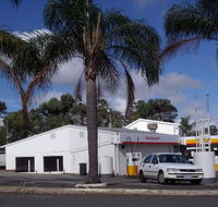 Hillview Roadhouse Motel Restaurant - Accommodation 4U
