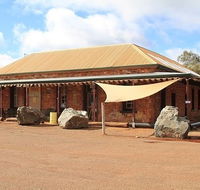 Ora Banda Historical Inn - Accommodation 4U