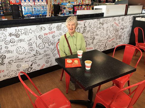 Pie Face - Accommodation 4U 0