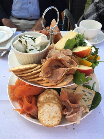 Kingfishers Cafe Restaurant - Accommodation 4U 0