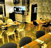 The Swae  Ivy - Bar  Restaurant - Accommodation 4U