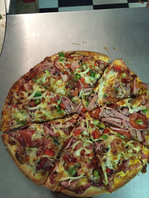 Newell Beach Takeaway And Cafe - Accommodation 4U 3