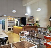 Hub Cafe - Accommodation 4U