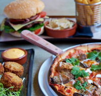 Mr Grubb  Oakdene - Accommodation 4U