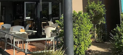 The Coffee House Apartments & Bistro - Accommodation 4U 1