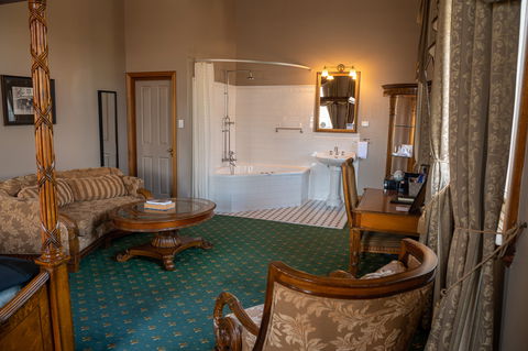 Denison Boutique Hotel - Accommodation 4U 11