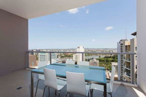 Mantra Midtown Brisbane - Accommodation 4U 7
