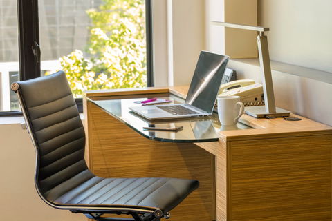Crowne Plaza Canberra - Accommodation 4U 5