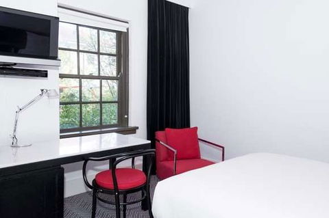 Peppers Gallery Hotel, Canberra - Accommodation 4U 3