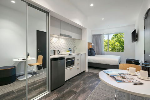 Quest Canberra City Walk - Accommodation 4U 5
