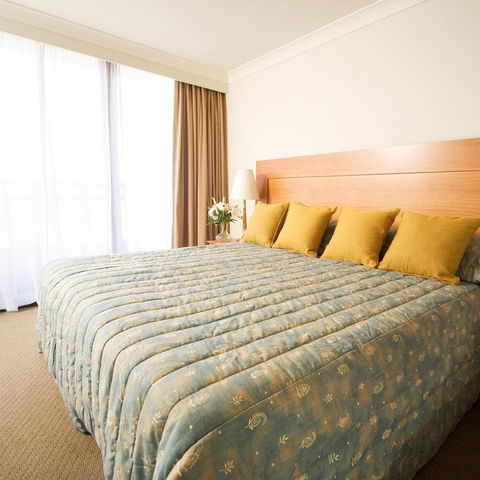 BreakFree Capital Tower - Accommodation 4U 6