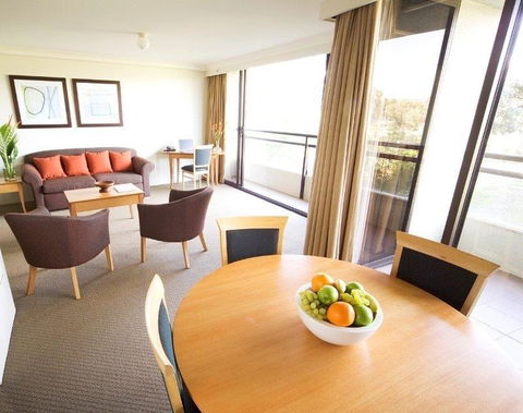 BreakFree Capital Tower - Accommodation 4U 8