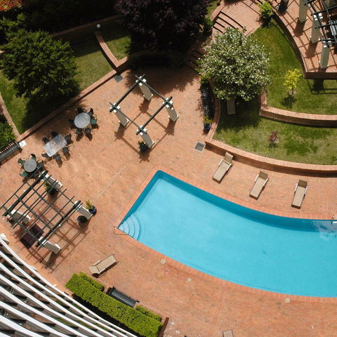 BreakFree Capital Tower - Accommodation 4U 9