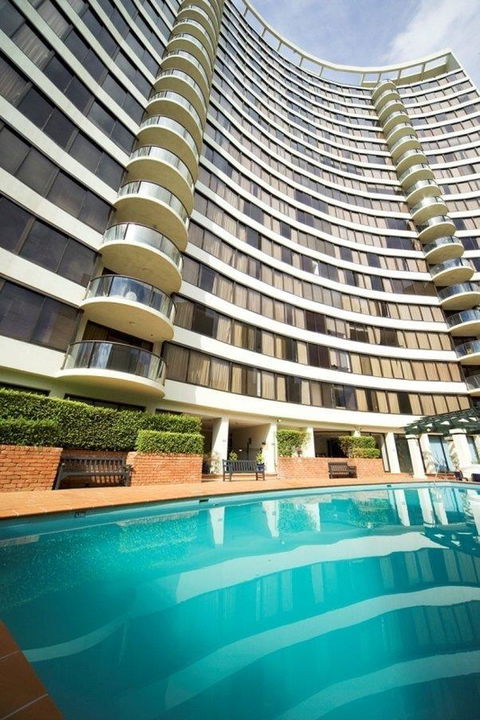 BreakFree Capital Tower - Accommodation 4U 11